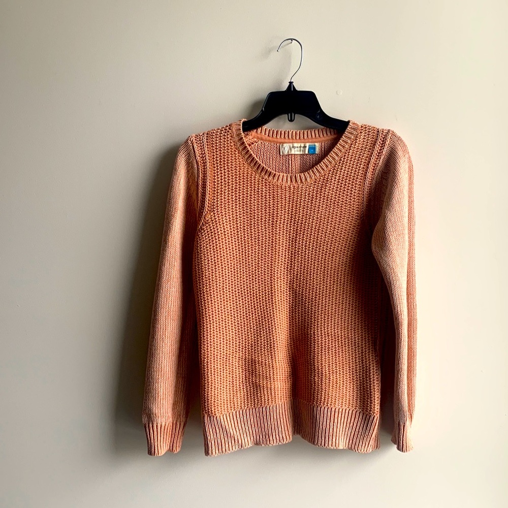 Peach Sweater, Size M
